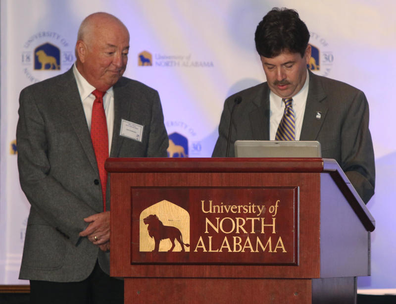 Joel Anderson Receives Honorary BBA at UNA College of Business Awards Banquet